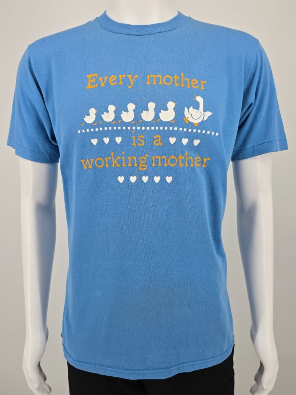 Vintage 1980s "Every Mother Is a Working Mother" Ducks/Hearts T-Shirt (M/L)
